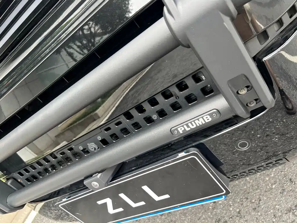 Land Rover Defender — миниатюра 12