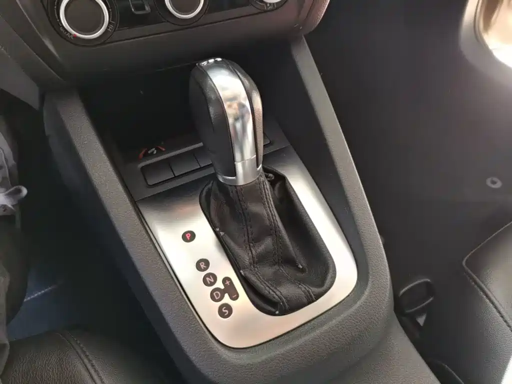 Volkswagen Sagitar — миниатюра 14