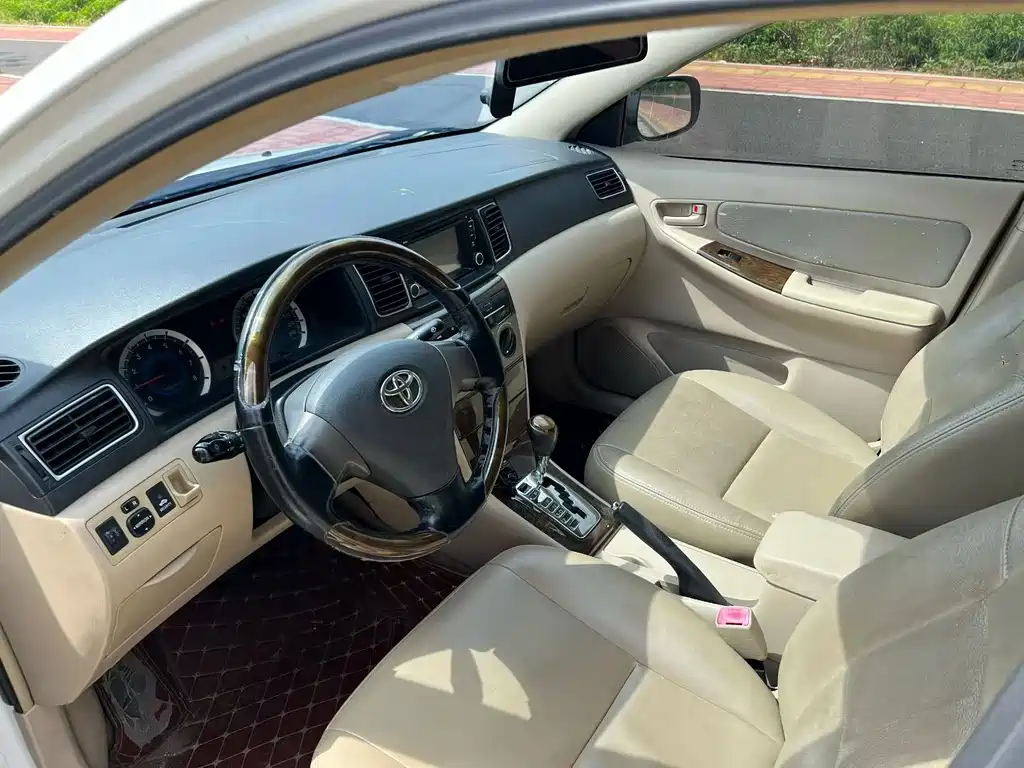 Toyota Corolla — миниатюра 6