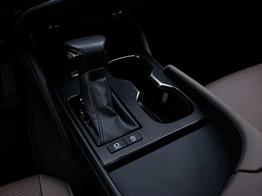 Lexus ES 2023 200