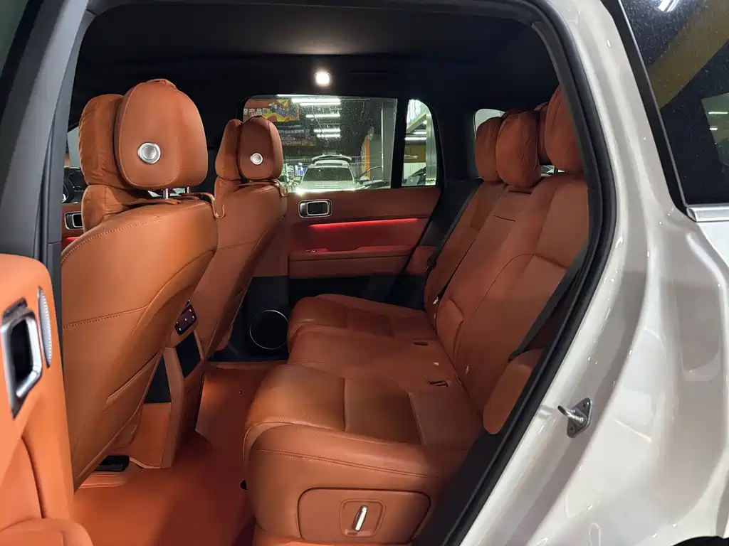 Li Auto Li L6 — миниатюра 5