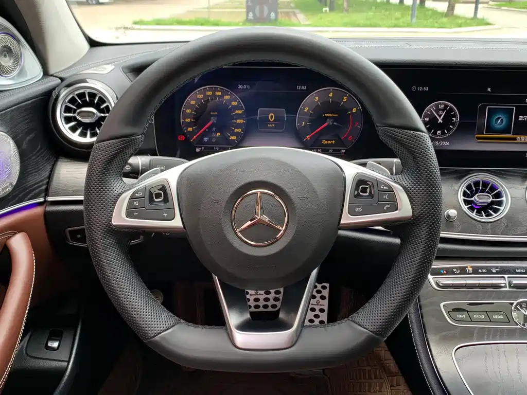 Mercedes-Benz E-Class E 2018 E 200 L Sport