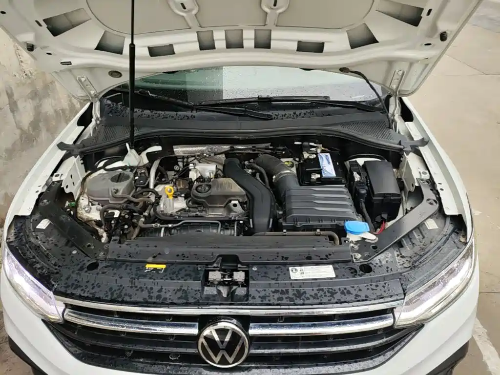 Volkswagen Tiguan L — миниатюра 20