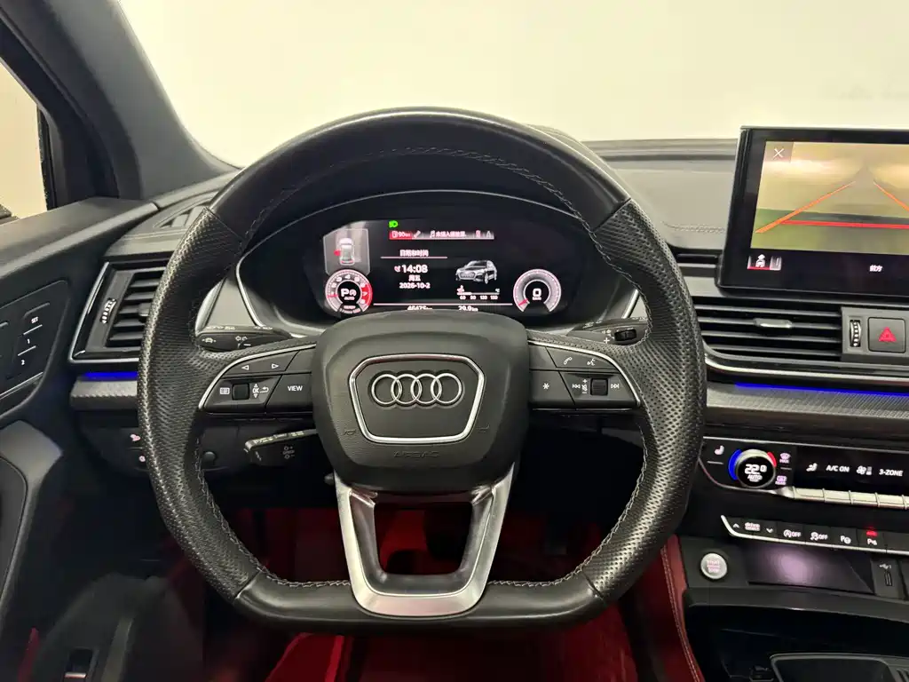 Audi Q5L Sportback — миниатюра 10