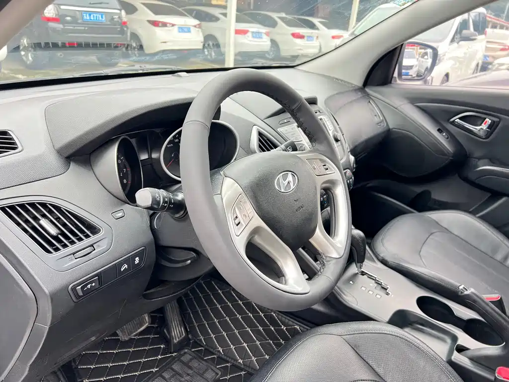 Hyundai ix35 — миниатюра 6