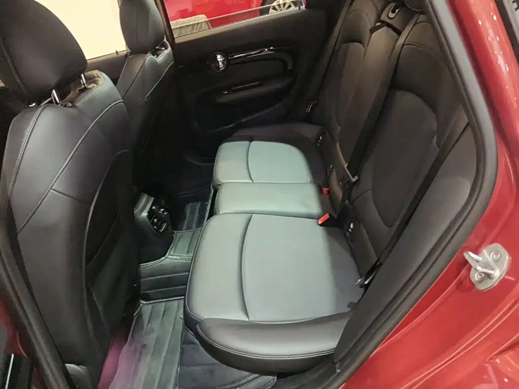 MINI Mini Clubman — миниатюра 17