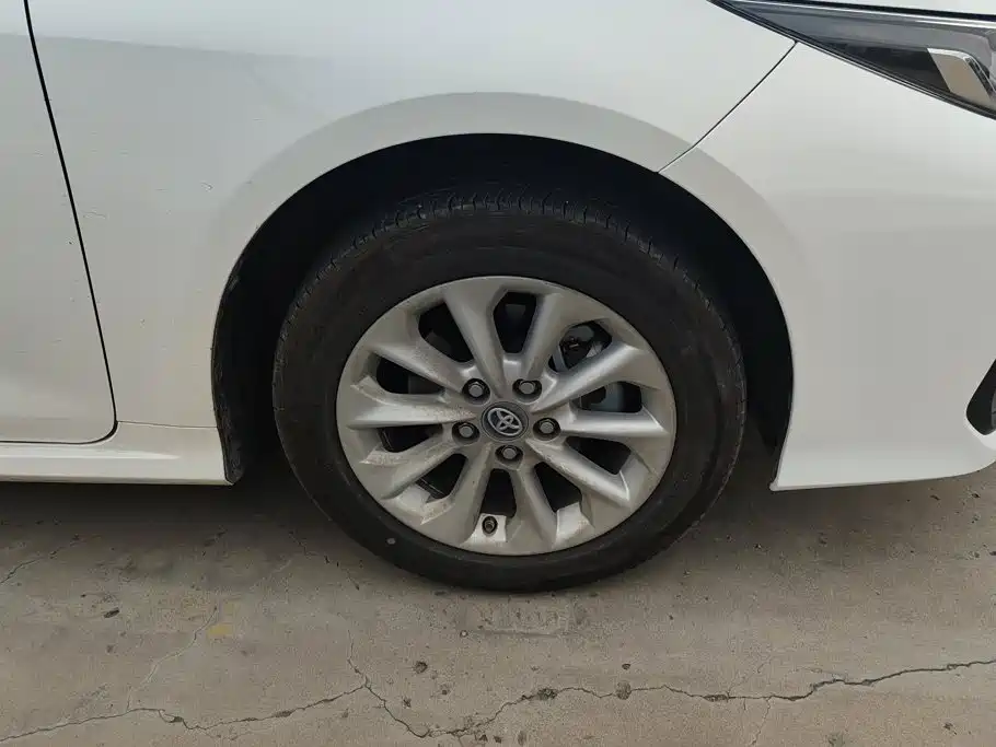 Toyota Corolla — миниатюра 6