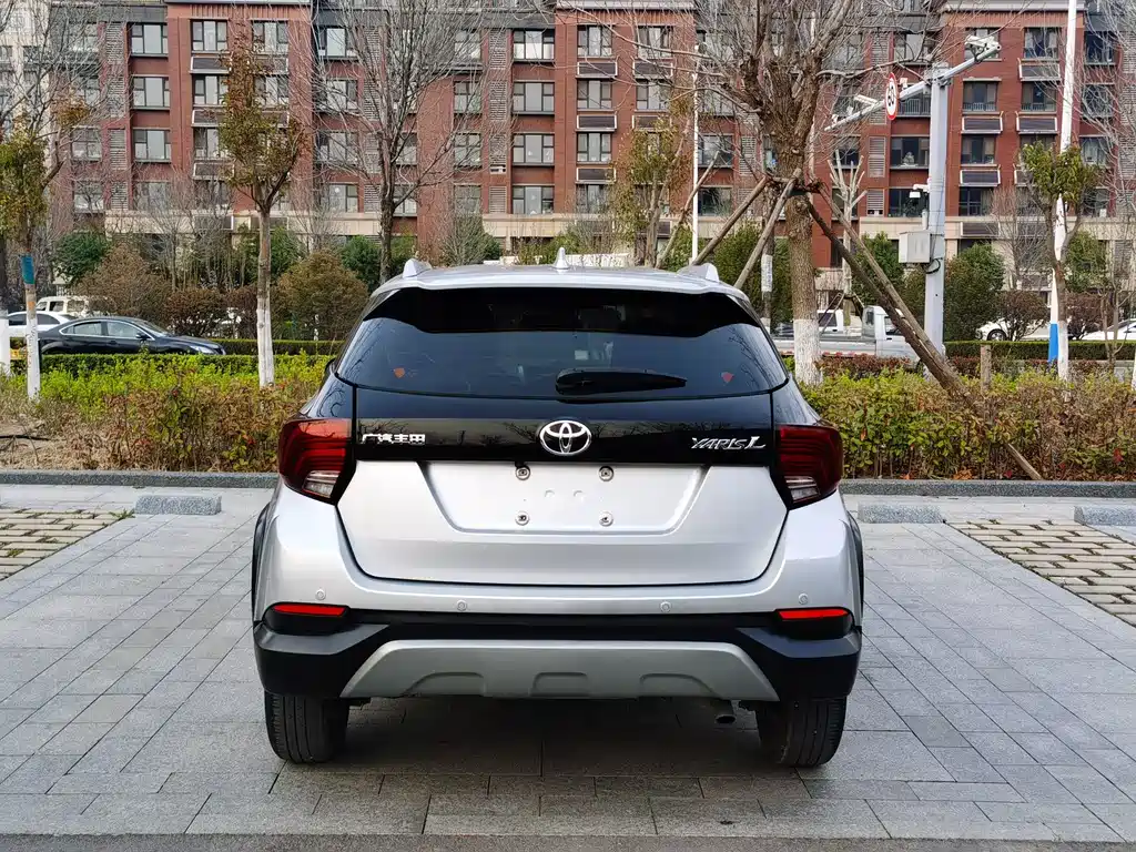 TOYOTA YARIS L ZHIXUAN