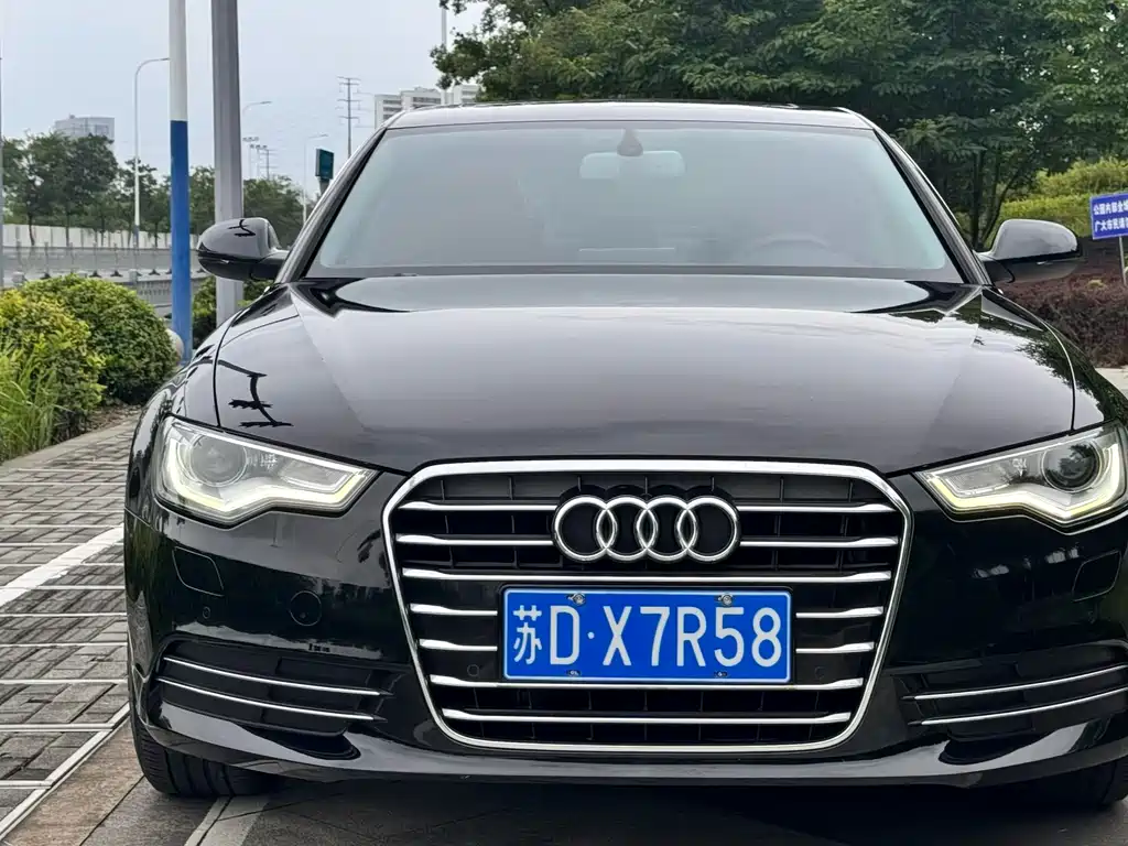 Audi A6L 2014 30 FSI Comfort