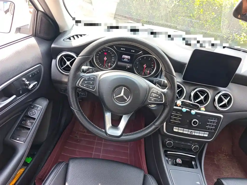 Mercedes-Benz GLA 2018 GLA 200