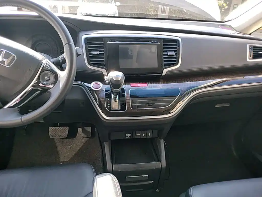 Honda Odyssey — миниатюра 13