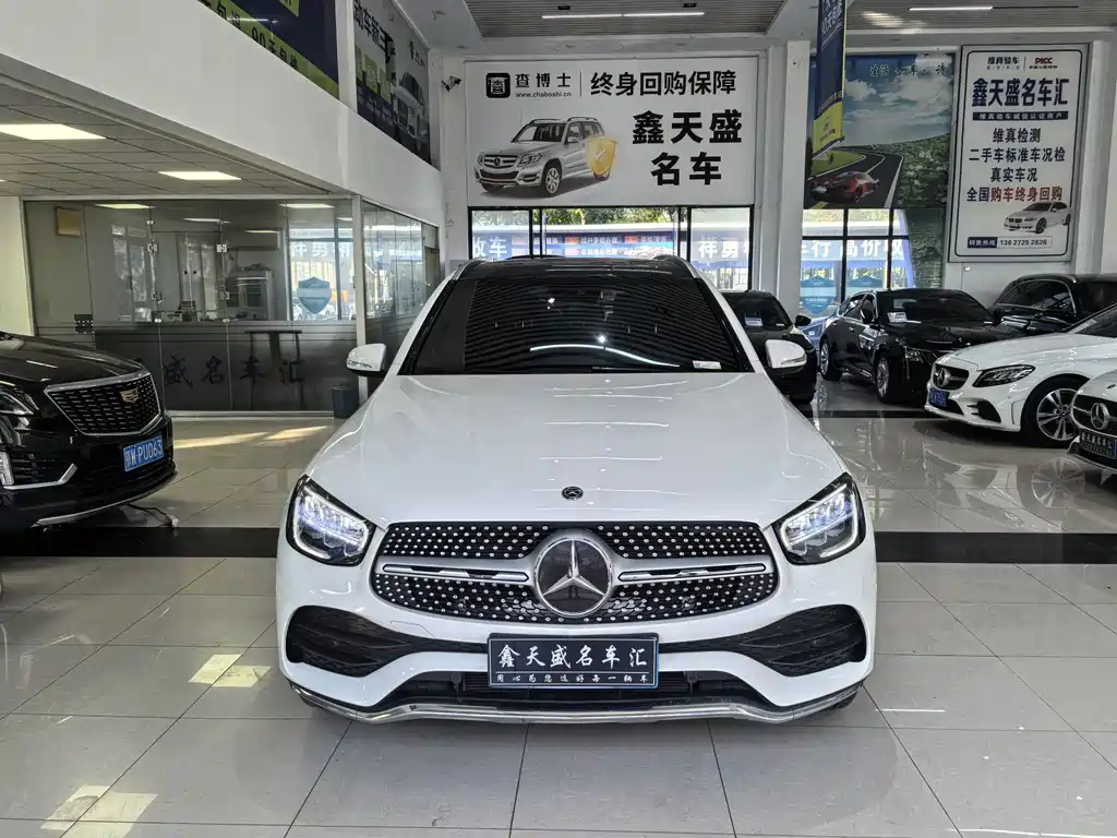 MERCEDES-BENZ GLC