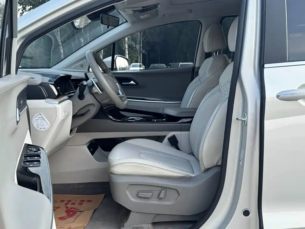 Hyundai Custo — миниатюра 9
