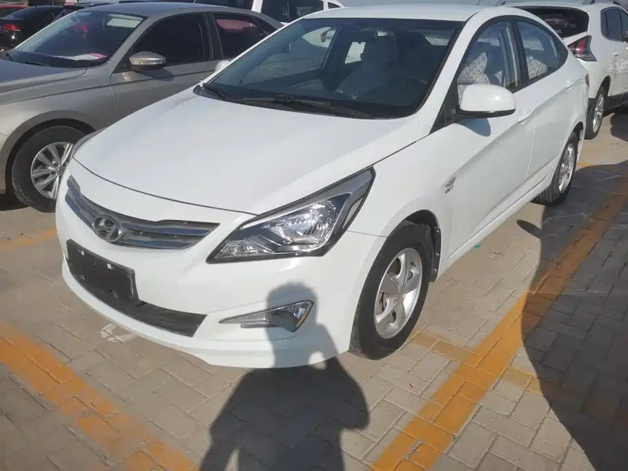 Hyundai Verna