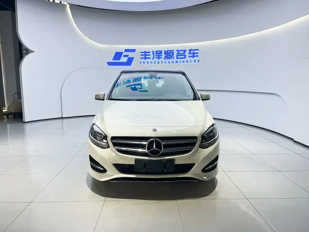 Mercedes-Benz B-Class — миниатюра 2