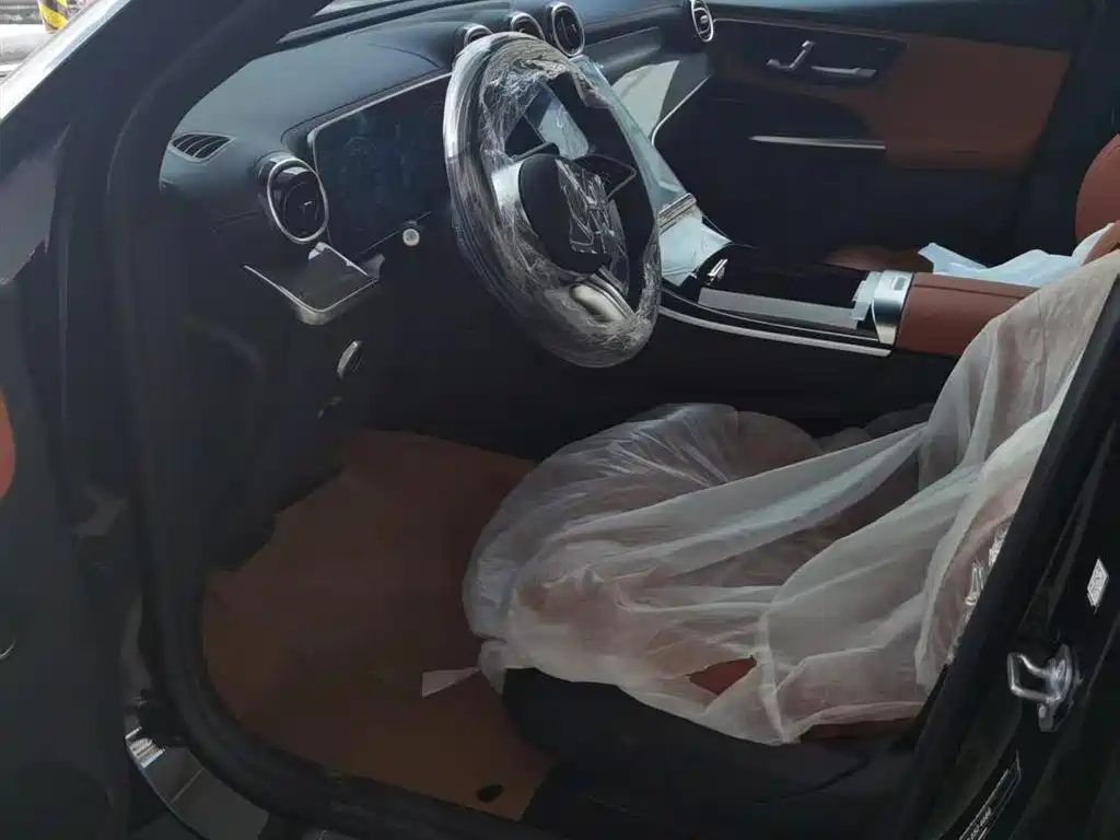 Mercedes-Benz GLC 2026 GLC 260 L 4MATIC