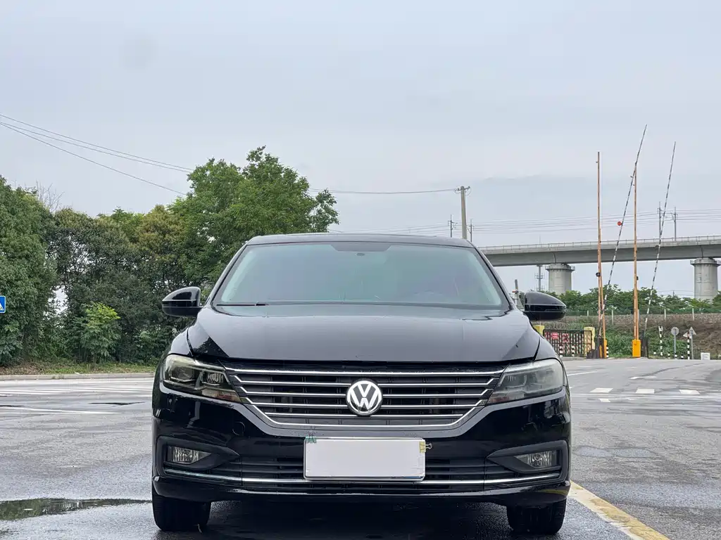 Volkswagen Lavida 2018 1.5L AT Comfort V