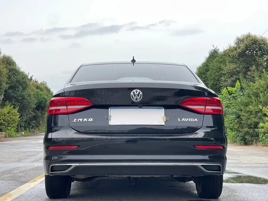 Volkswagen Lavida 2018 1.5L AT Comfort V