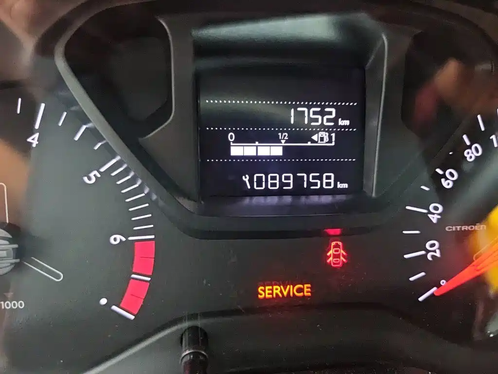 Citroen Elysee — миниатюра 5