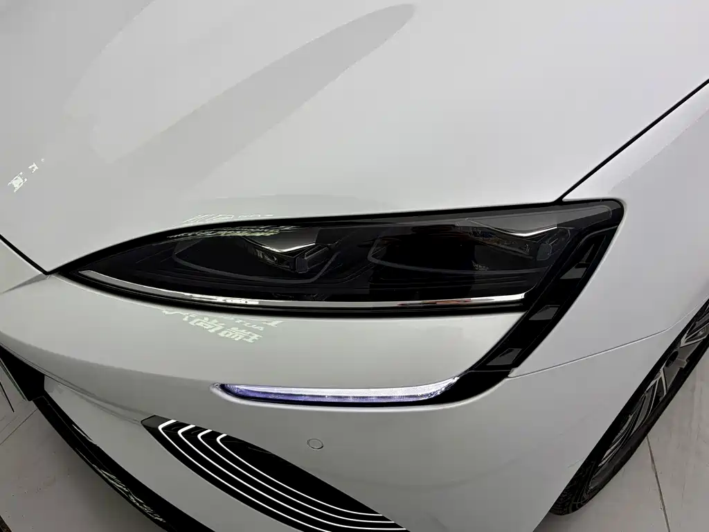 BYD Seal — миниатюра 6