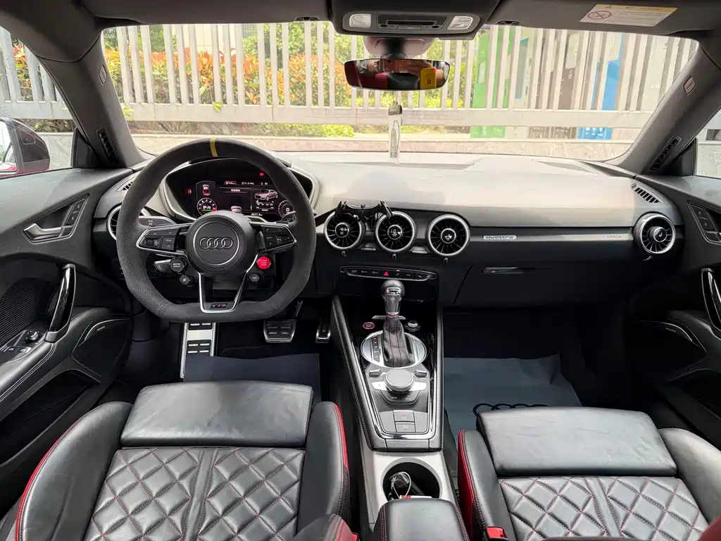 Audi TTS 2016 TTS Coupe 2.0TFSI quattro