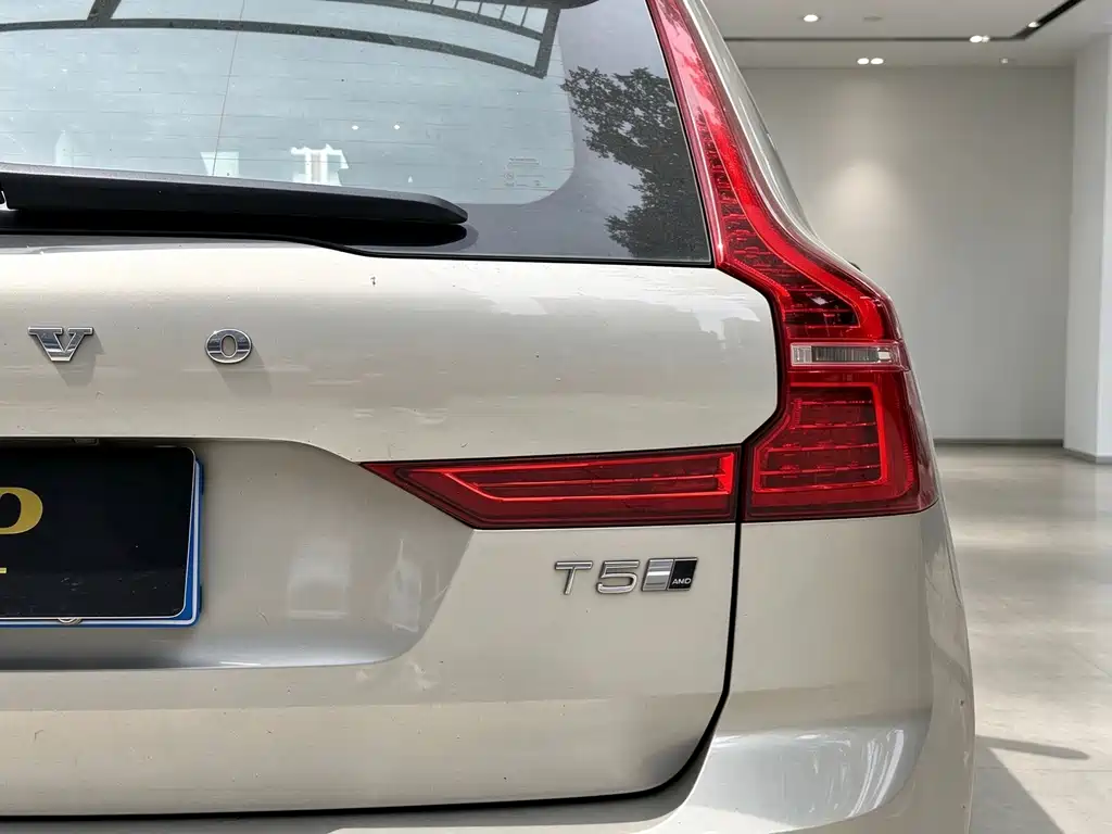 Volvo XC60 — миниатюра 21