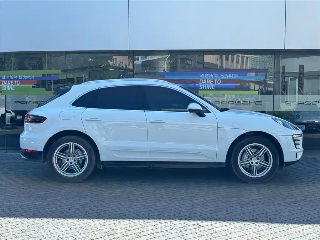 Porsche Macan 2016 Macan S 3.0T