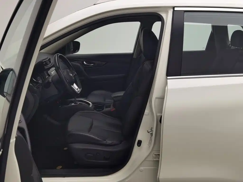 Nissan X-Trail — миниатюра 10