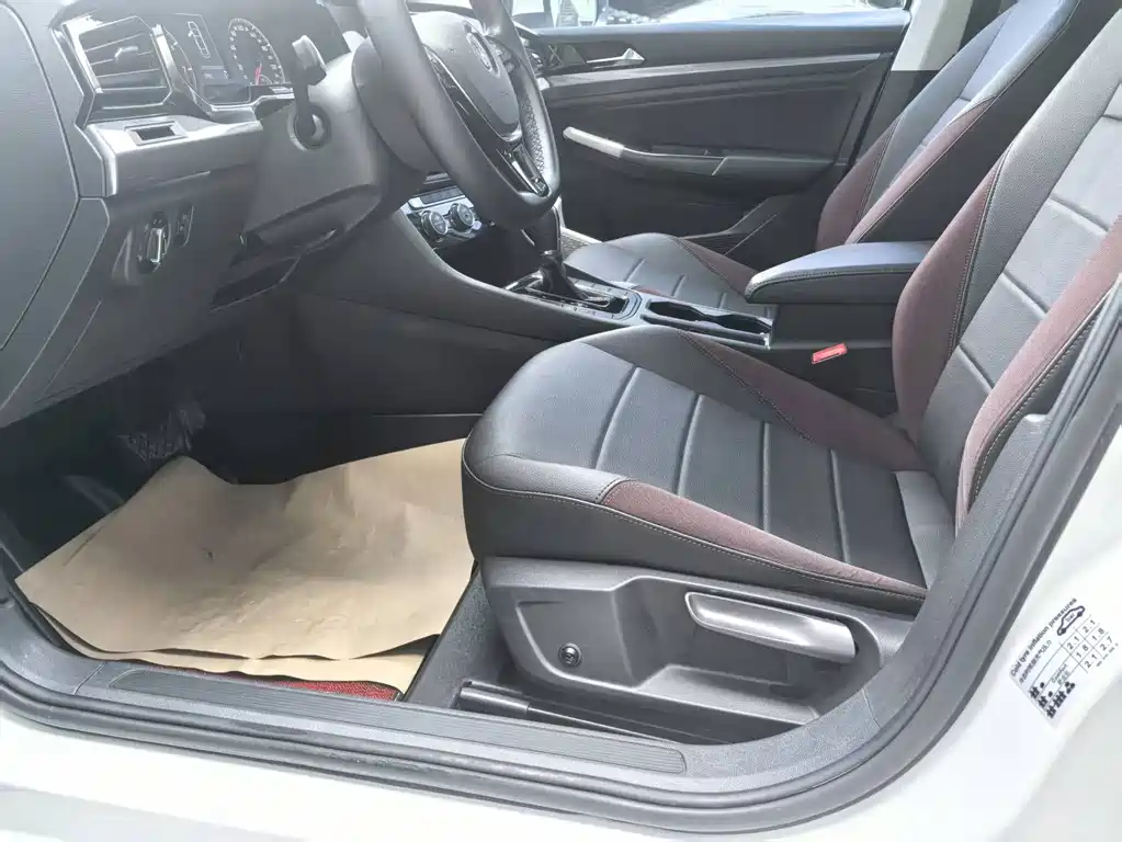 Volkswagen Bora 2019 1.5L AT Elite V