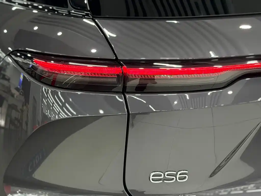 NIO ES6 — миниатюра 18