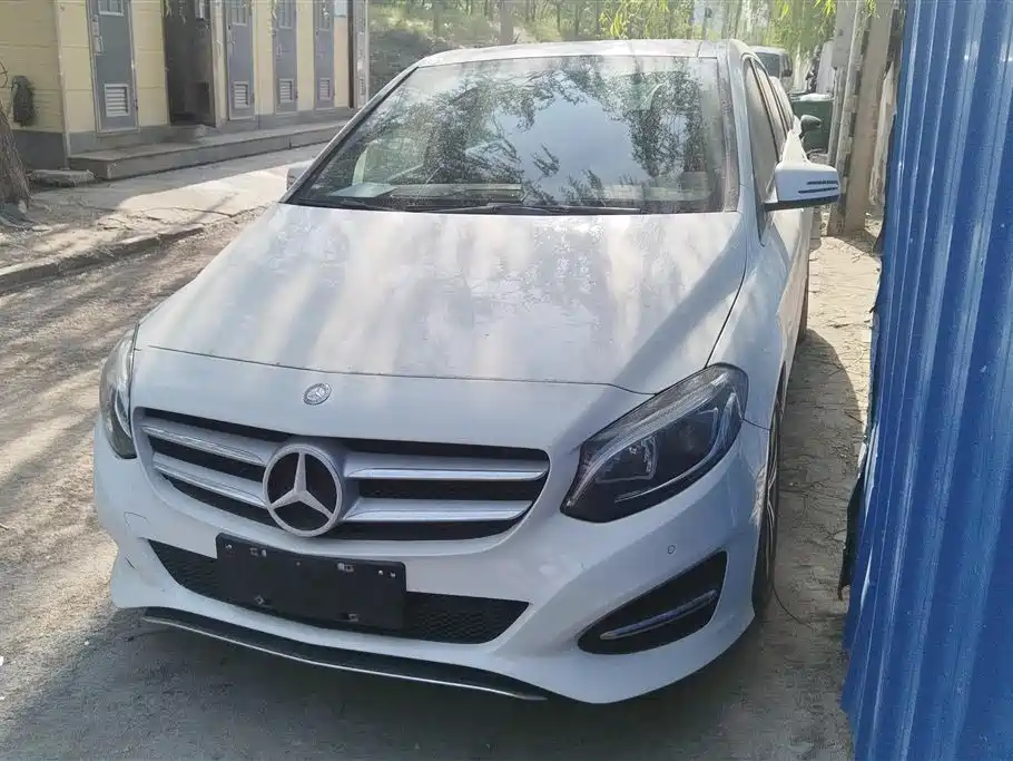 Mercedes-Benz B-Class 2015