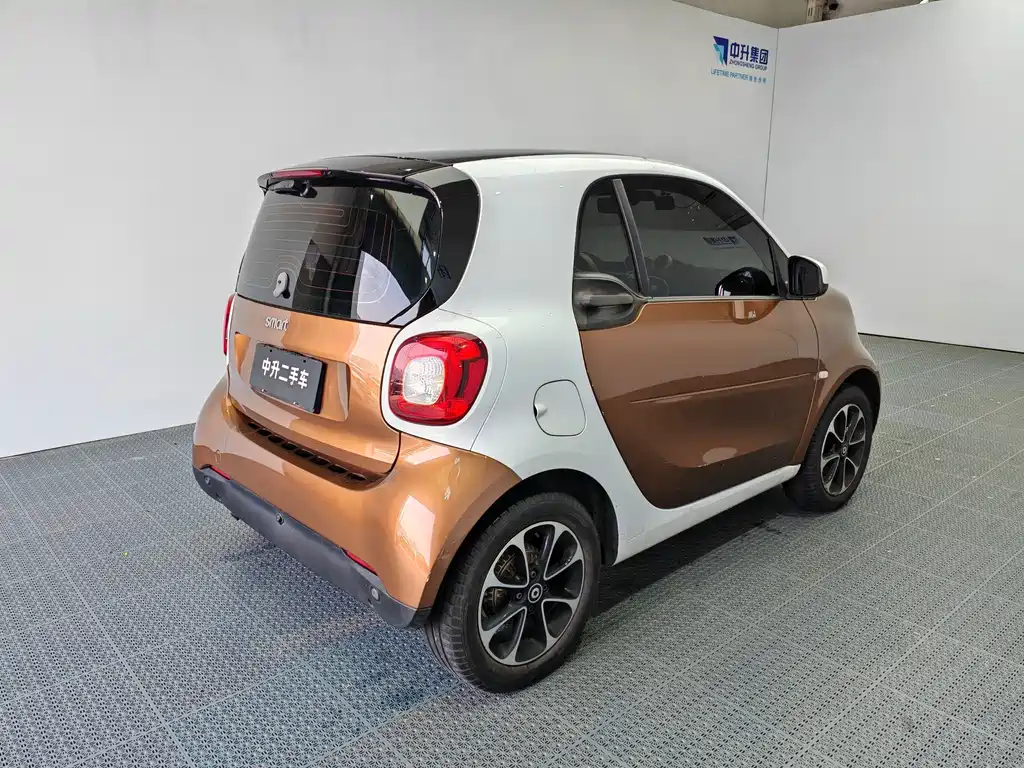 Smart fortwo 2015 1.0L 52