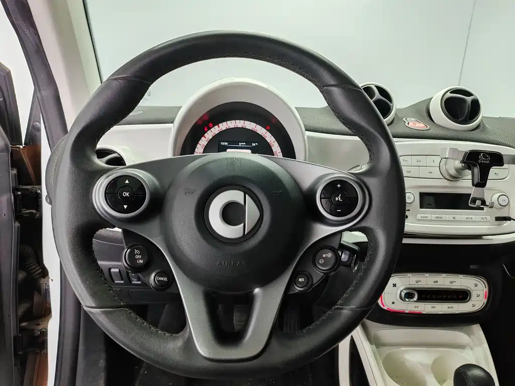 Smart fortwo 2015 1.0L 52