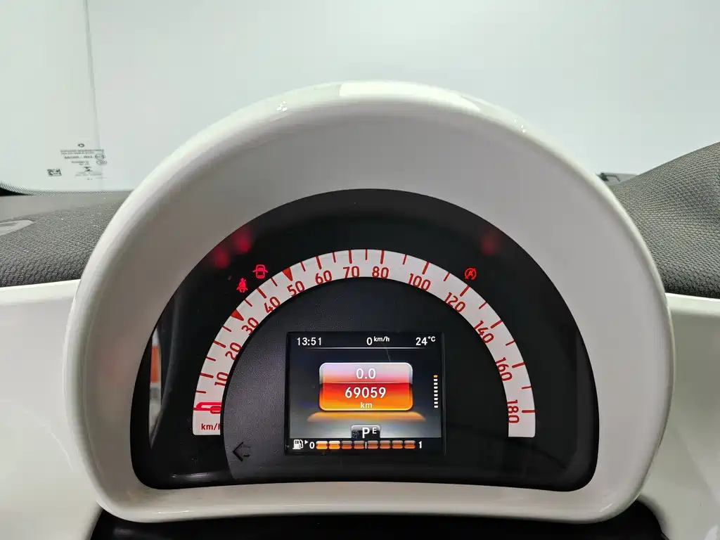 Smart fortwo 2015 1.0L 52