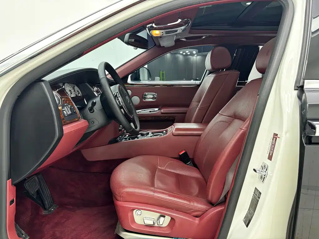 Rolls-Royce Ghost 6.6T Extended Edition, фото 14