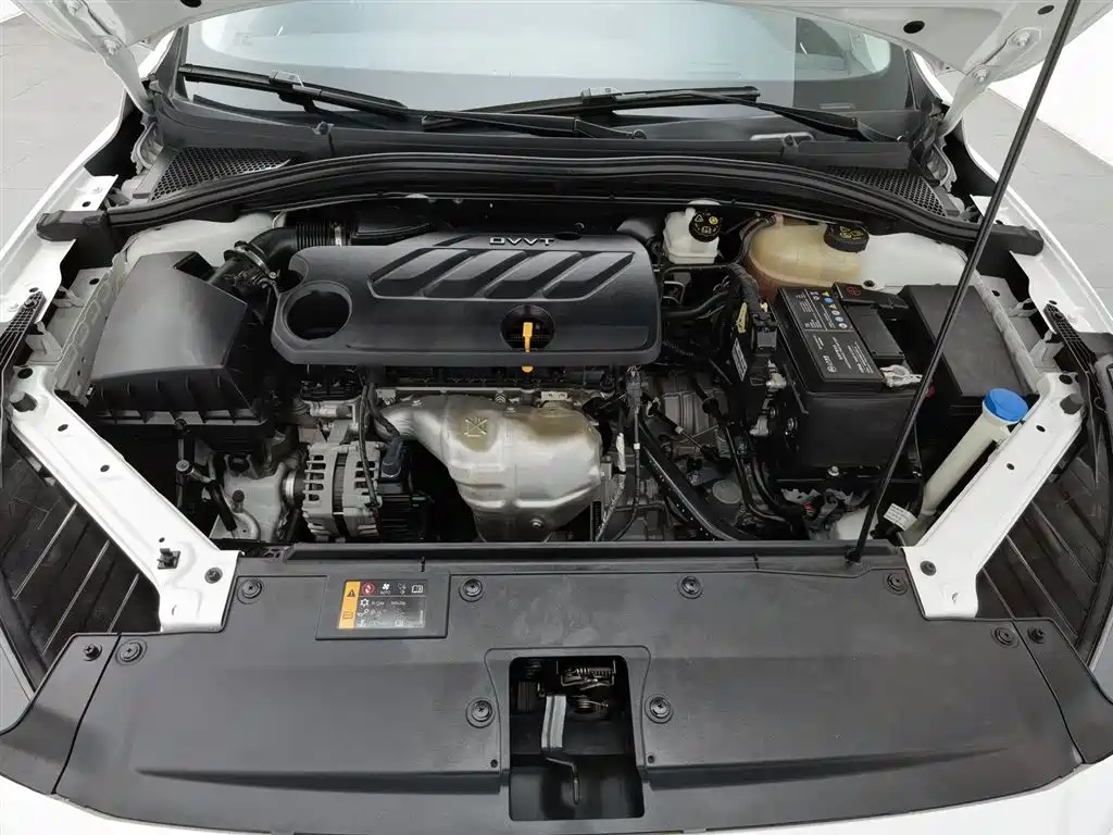 MG 5 2022 180DVVT CVT Luxury