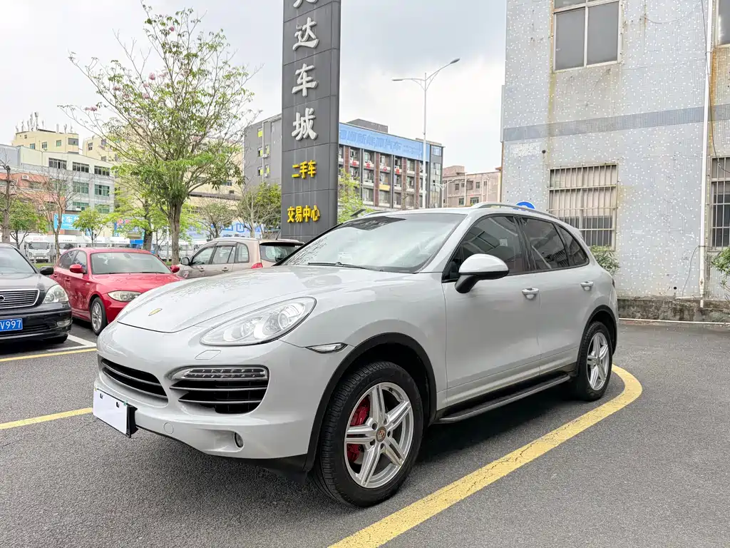Porsche Cayenne 2015