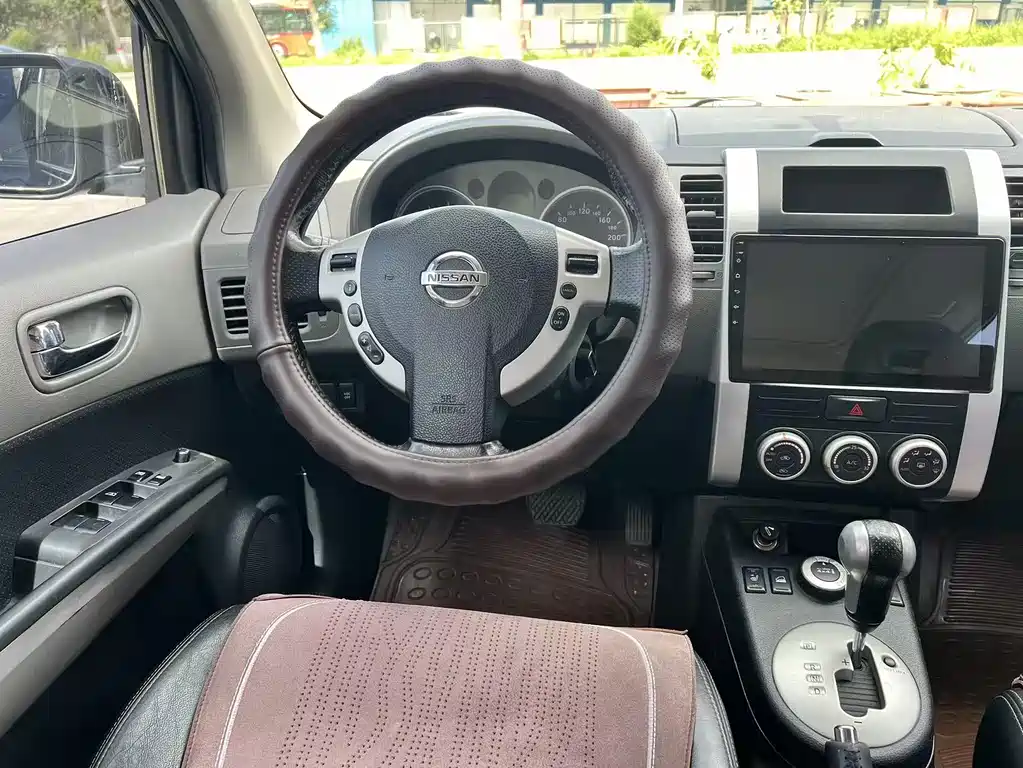 Nissan X-Trail 2012 2.5L CVT Luxury 4WD