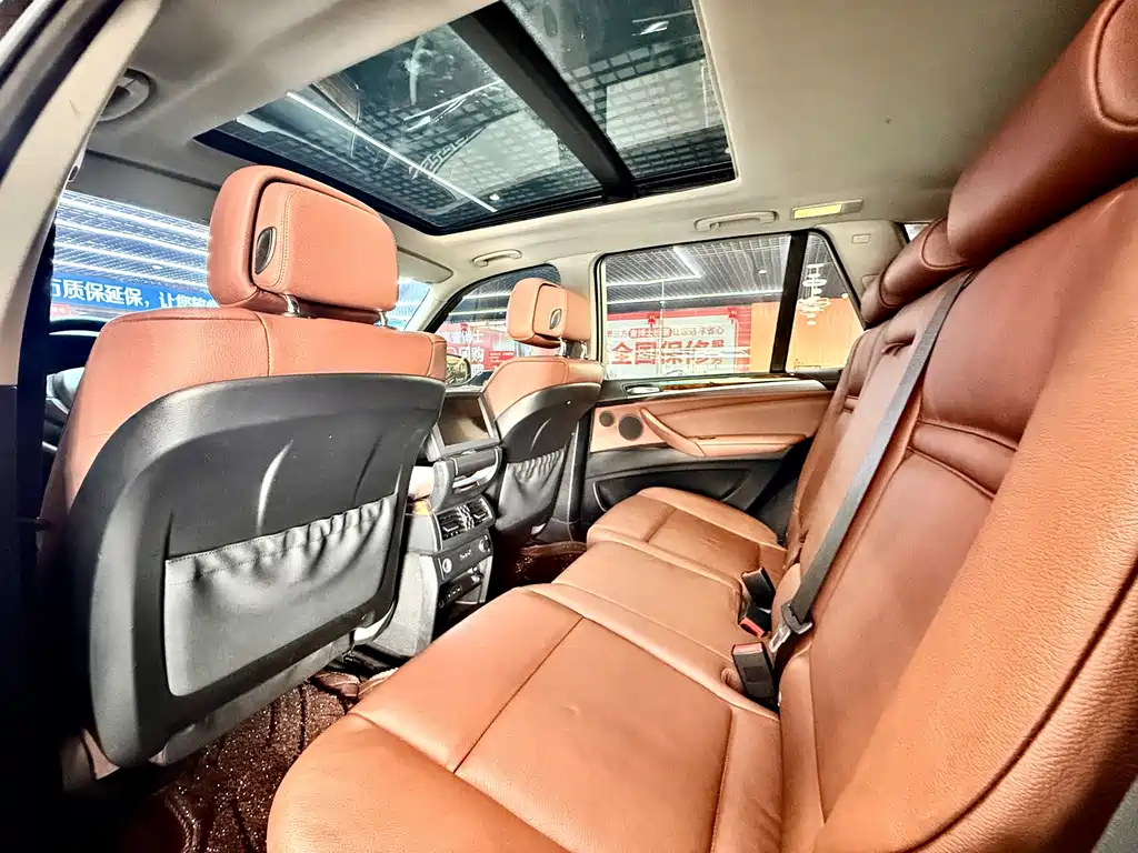 BMW X5 (Import) — миниатюра 10
