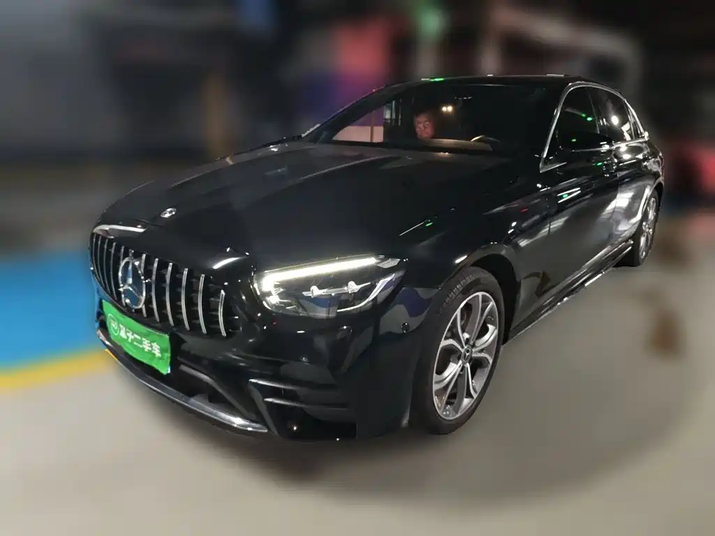 Mercedes-Benz E-Class — миниатюра 2