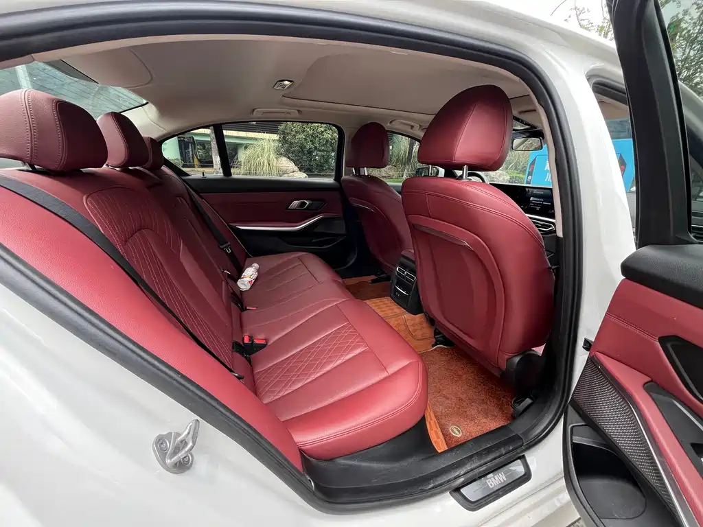BMW i3 2022 eDrive 35 L