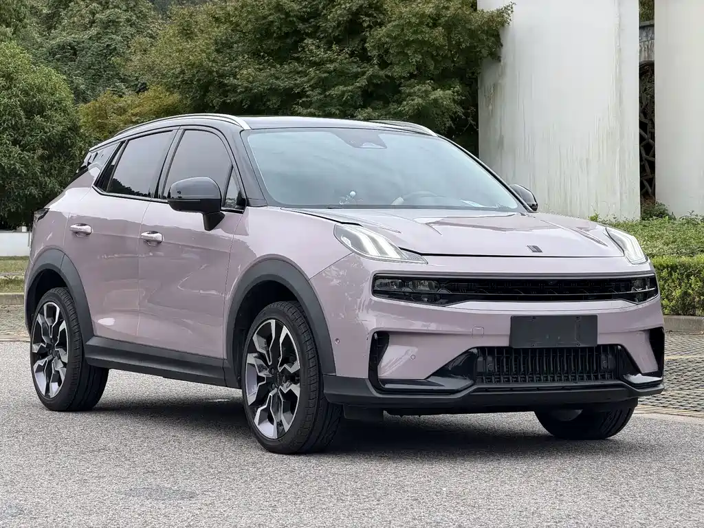 Lynk & Co 06 — миниатюра 3
