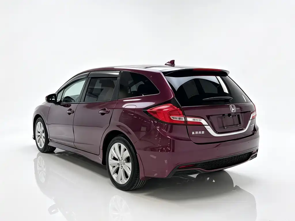 Honda Jade 2017 1.8L AT Comfort 5 мест