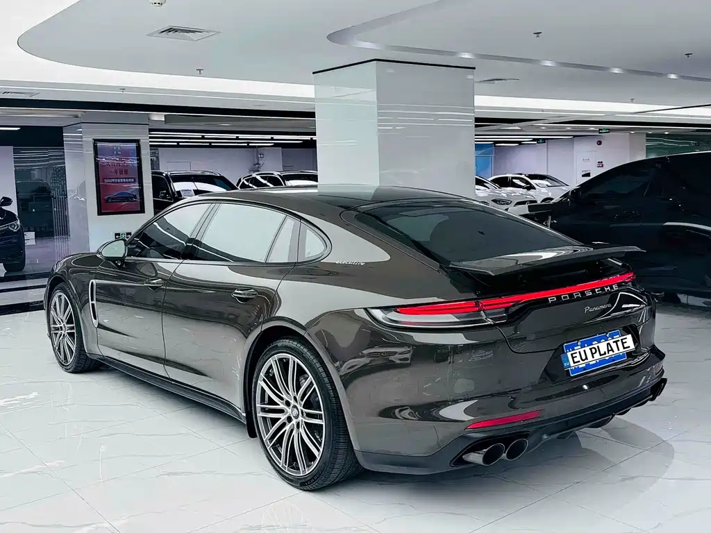 Porsche Panamera — миниатюра 4