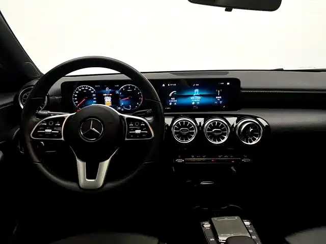 Mercedes-Benz A-Class (Import) — миниатюра 9