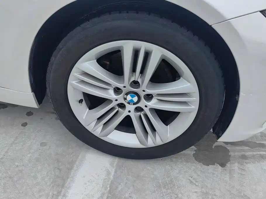 BMW 3 Series — миниатюра 6