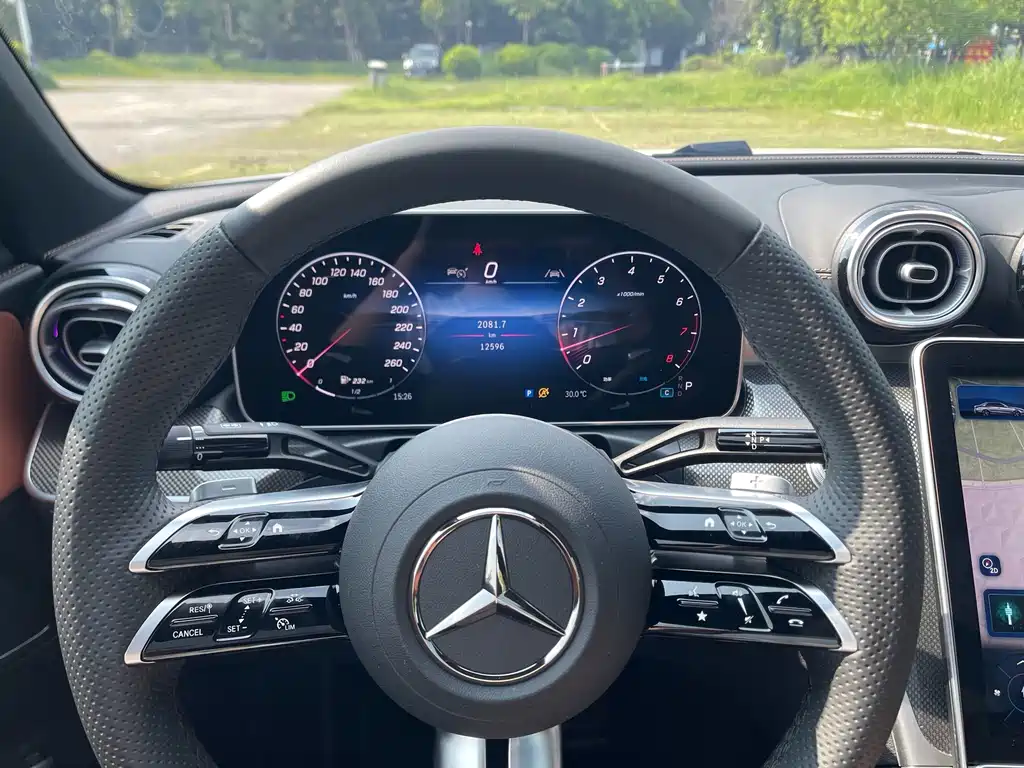 Mercedes-Benz C-Class — миниатюра 9