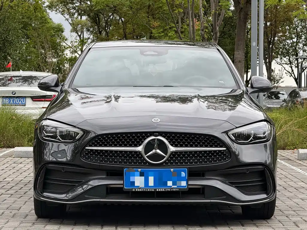 Mercedes-Benz C-Class — миниатюра 2