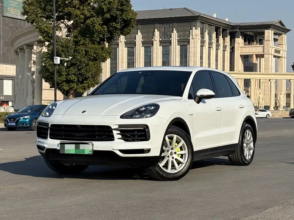 PORSCHE CAYENNE NEW ENERGY