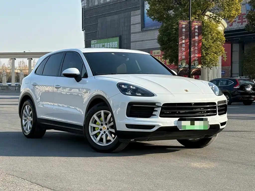PORSCHE CAYENNE NEW ENERGY